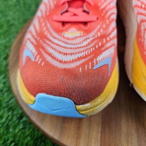 Hoka One One Arahi 6 Mens Size 11.5 D Fiesta Amber Yellow Gym Shoes Sneakers main image 4